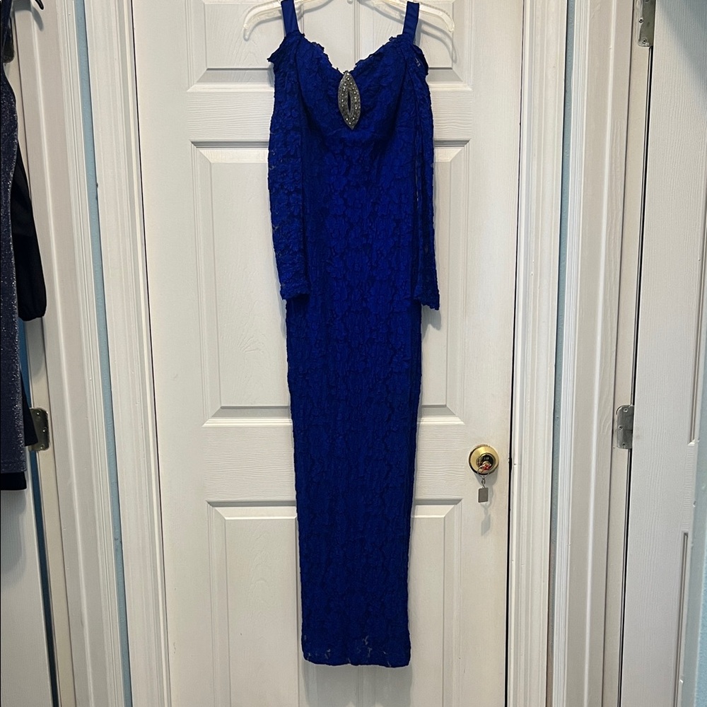 Gorgeous 1990’s Blue Lace Women’s Dress